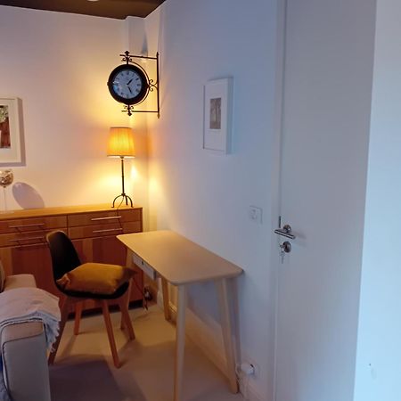 Chez Olivier Bed & Breakfast Wavre Bagian luar foto